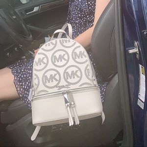 New MICHAEL KORS RHEA ZIP BACKPACK optic white